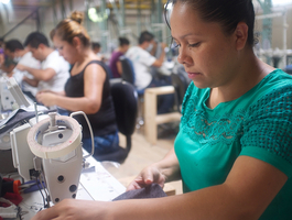 Textilarbeiterinnen kämpfen für ihre Rechte und ihre Gesundheit in Honduras Textilarbeiterinnen kämpfen für ihre Rechte und ihre Gesundheit in Honduras